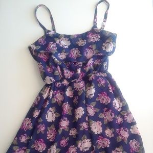 Hi-lo flowy floral dress.